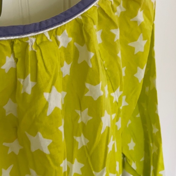 Mini Boden Kaftan Coverup Lime Green with Stars 16 - Picture 7 of 9